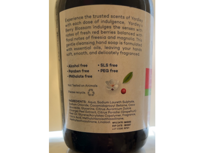 Yardley Landon Moisturizing Hand Soap, Berry Blossom, 14 fl oz/414 mL