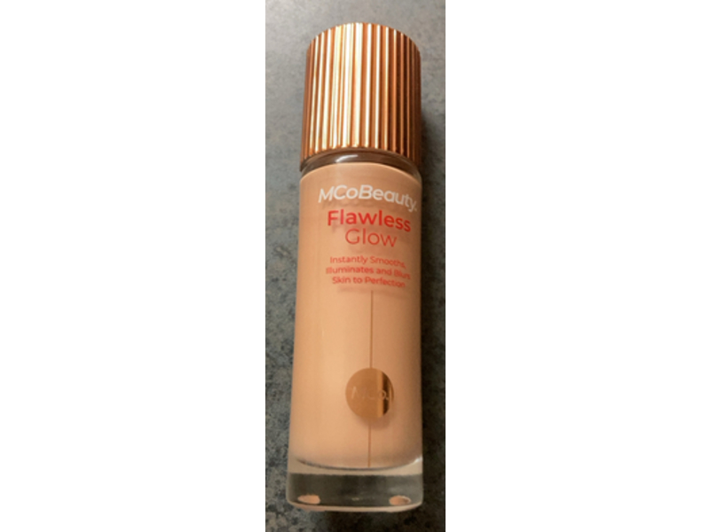 MCo Beauty Flawless Glow Illuminates & Blurs Skin To Perfection, 3 Light, 1.01 fl oz/30 mL