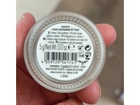 Essence Cream Eyeshadow, 02 Pearl, 0.17 oz/5 g - thumbnail 3