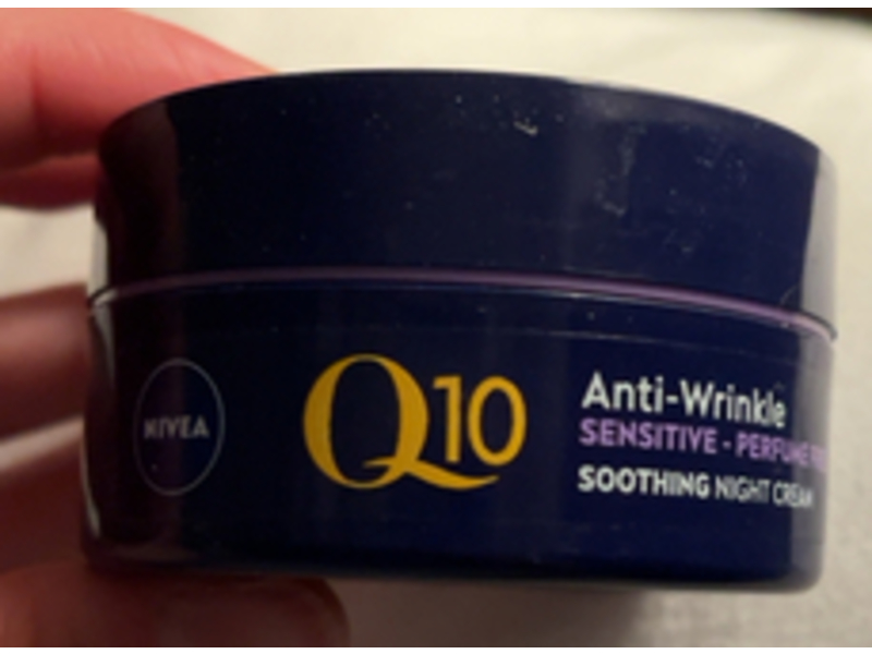 Nivea Q10 Anti Wrinkle Soothing Day Cream, Sensitive, SPF 15, 50 mL