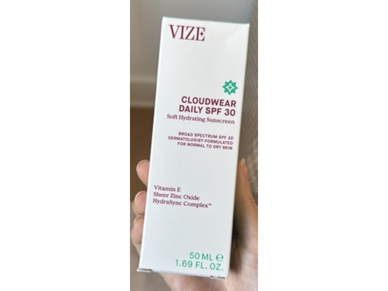 VIZE Cloudwear Daily Soft Hydrating Sunscreen, SPF 30, 1.69 fl oz/50 mL