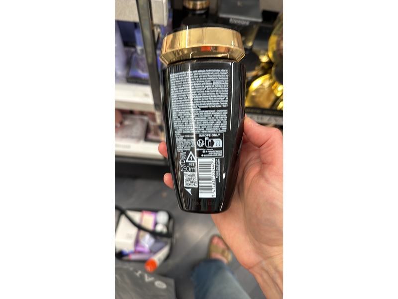 Kerastase Paris Chronologiste Hair & Scalp Essential Revitalizing Shampoo, Abyssine + Hyaluronic Acid, 8.5 fl oz/250 mL