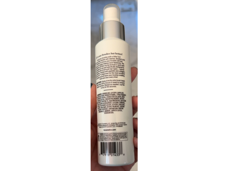 It Cosmetics Brush Love Instant Makeup Brush Cleaner, Collagen-Peptides & Vitamin A,C& E, 3.4 fl oz/100 mL