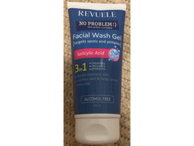 Revuele No Problem 3 In 1 Facial Washing Gel, 200 mL