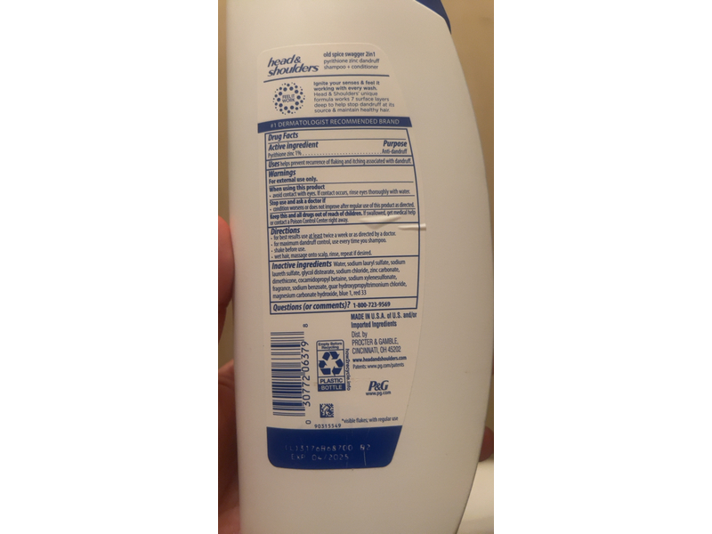 Head & Shoulders Men 2 In 1 Dandruff Shampoo + Conditioner, 20.7 fl oz/613 mL