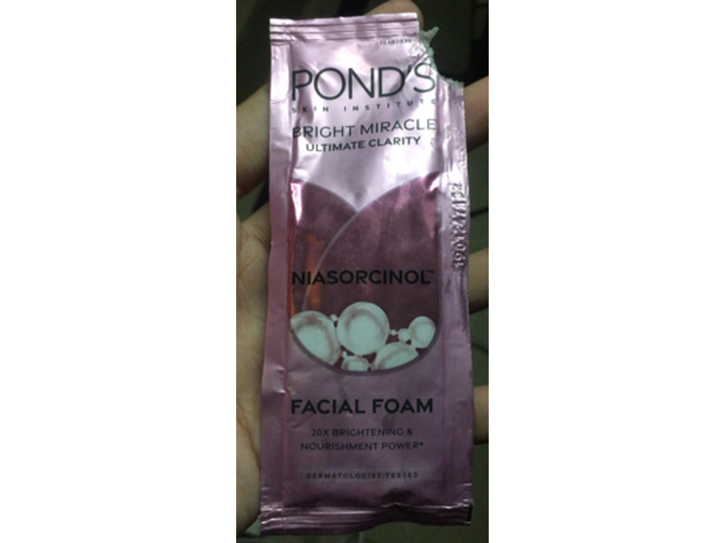 Ponds Bright Miracle Ultimate Clarity Facial Foam, 10 g