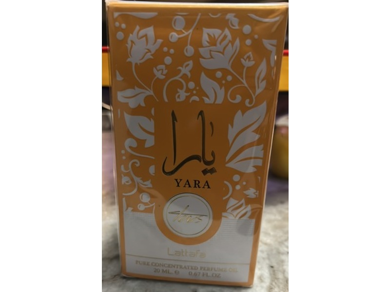 Lattafa Yara Pure Concentrated Perfume Oil, Tous, 0.67 fl oz/ 20 mL