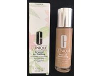Clinique Beyond Perfecting Foundation + Concealer, CN 52 Neutral, 1 fl oz/30 mL - thumbnail 3