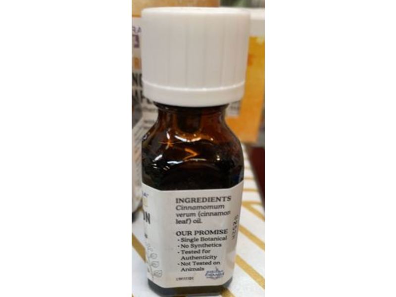 Aura Cacia Cinnamon Leaf Pure Essential Oil, .5 fl oz/15 mL