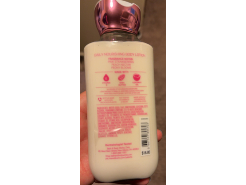 Bath & Body Works Gingham Gorgeous Body Lotion, Shea Butter + Coconut Oil, 8 fl oz/236 mL
