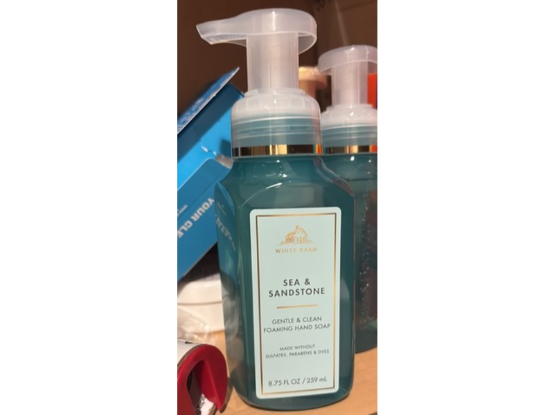 Bath & Body Works White Barn Gentle & Clean Foaming Hand Soap, Sea & Sandstone, 8.75 fl oz/259 mL