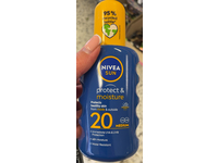 Nivea Sun Protect & Moisture Sunscreen, SPF 20, 200 mL - Image 3