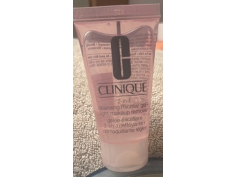 Clinique 2-In-1 Cleansning Micellar Gel+Light Makeup Remover, 5 fl oz/150 mL