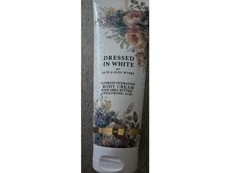 Bath & Body Works Dressed In White Body Cream, Shea Butter+Hyaluronic Acid, 8 oz/226 g