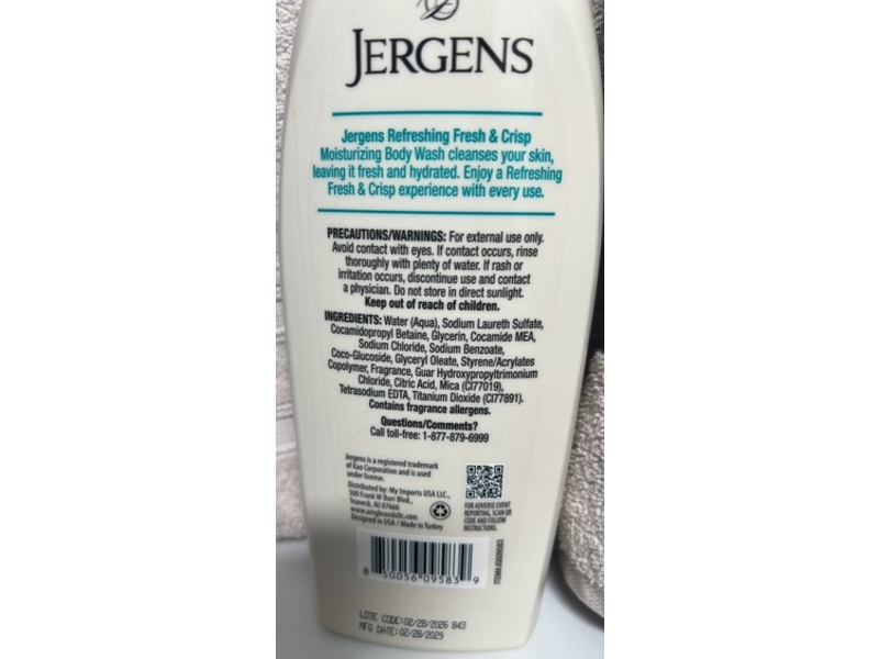 Jergens Moisturizing Body Wash, Fresh & Crisp, 28 fl oz/828 mL