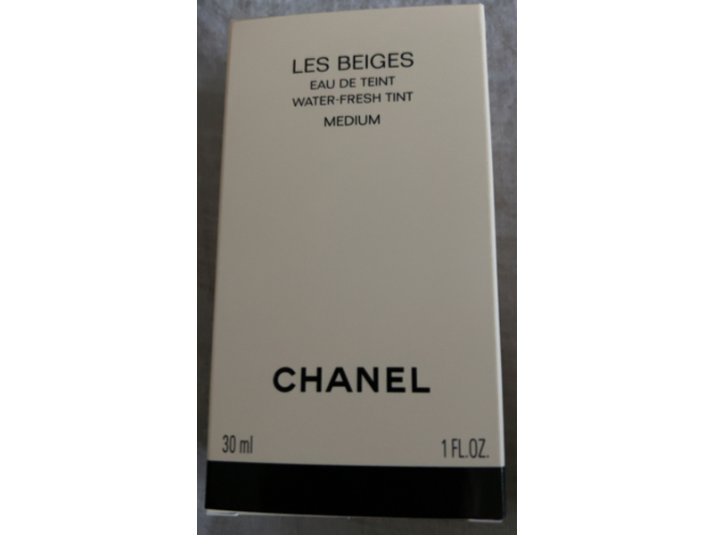 Chanel Les Beiges Eau De Water-Fresh Tint, Medium, 1 fl oz/30 mL