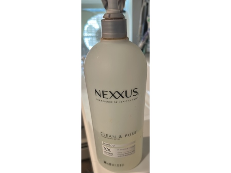 Nexxus Clean & Pure Nourishing Detox Shampoo, 32 fl oz/946 mL