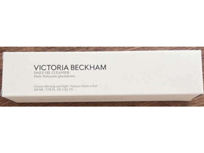 Victoria Beckham Daily Oil Cleanser, 3.38 fl oz/100 mL