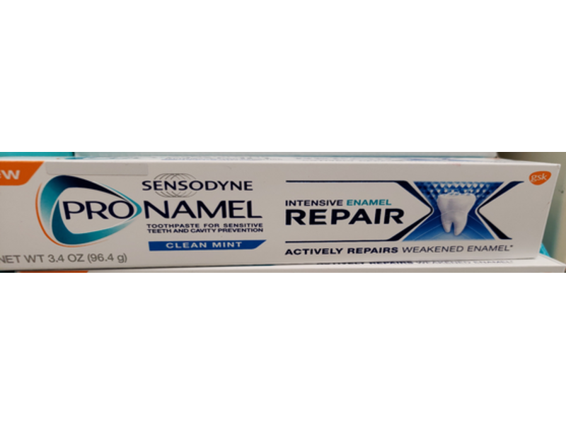 Sensodyne Pronamel Intensive Enamel Repair Toothpaste, Clean Mint, 3.4 oz/96.4 g