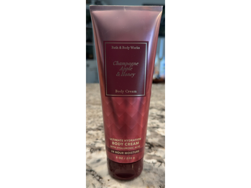 Bath & Body Works Ultimate Hydration Body Cream, Champagne Apple & Honey, 8 oz/ 226 g