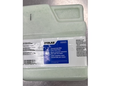 Ecolab Concentrated Mild Foam Hand Soap, 44 fl oz/1.3 L