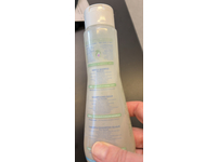 Mustela Baby Gentle Shampoo, Avocado, 6.76 fl oz/200 mL - Image 5