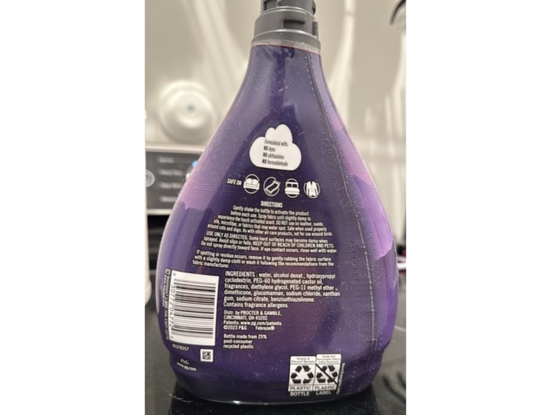 Febreze Touch Fabric Refresher Spray, Mountain, 27 fl oz/800 mL