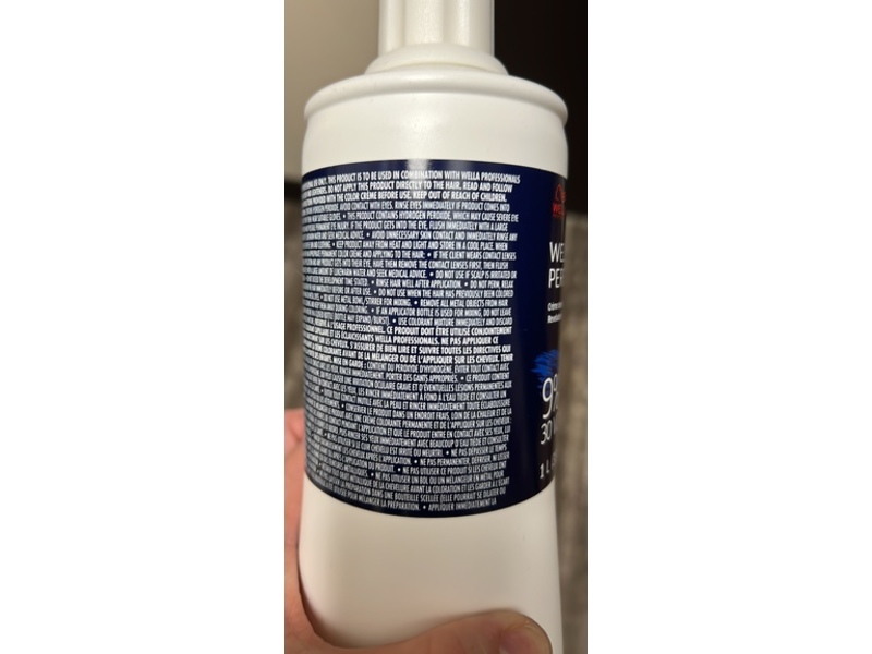 Wella Welloxon Perfect Crème Developer, 9% 30 Volume, 33.8 fl oz/1 L