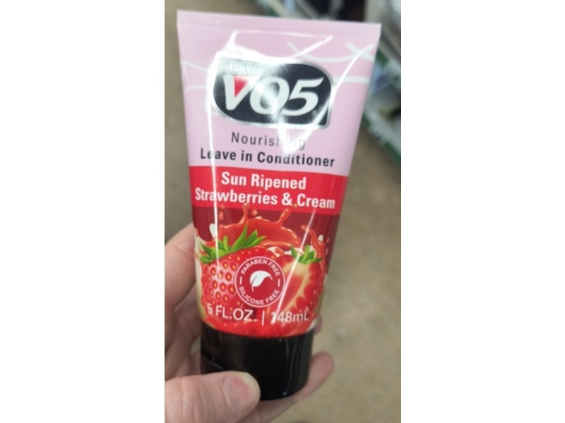 V05 Leave In Conditioner, Sun Ripened Strawberries & Cream, 5 fl oz/148 mL