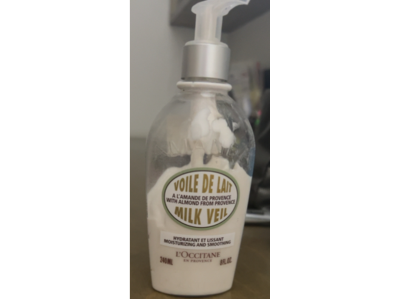 L'Occitane en Provence Moisturizing & Smoothing Milk Veil, Almond, 8 fl oz/240 mL