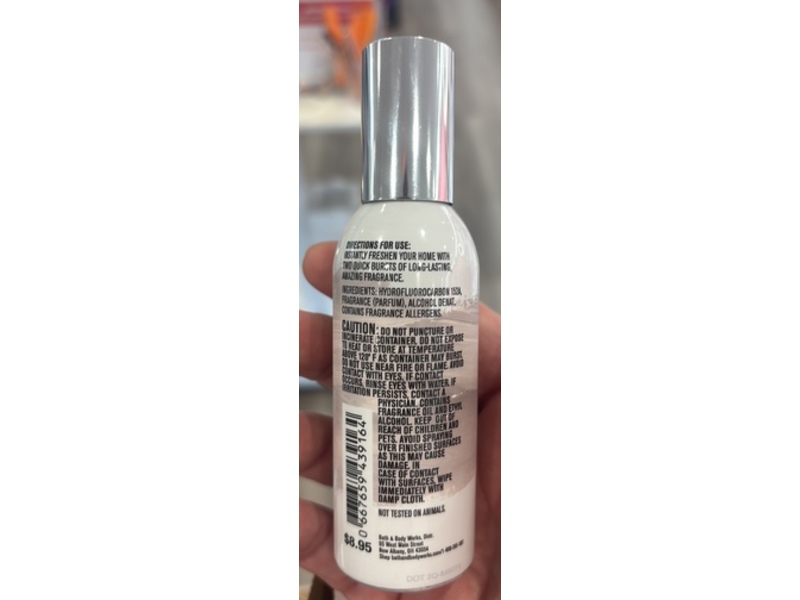 Bath & Body Works White Barn Concentrated Room Spray, Coconut Linen, 1.5 oz/42.5 g