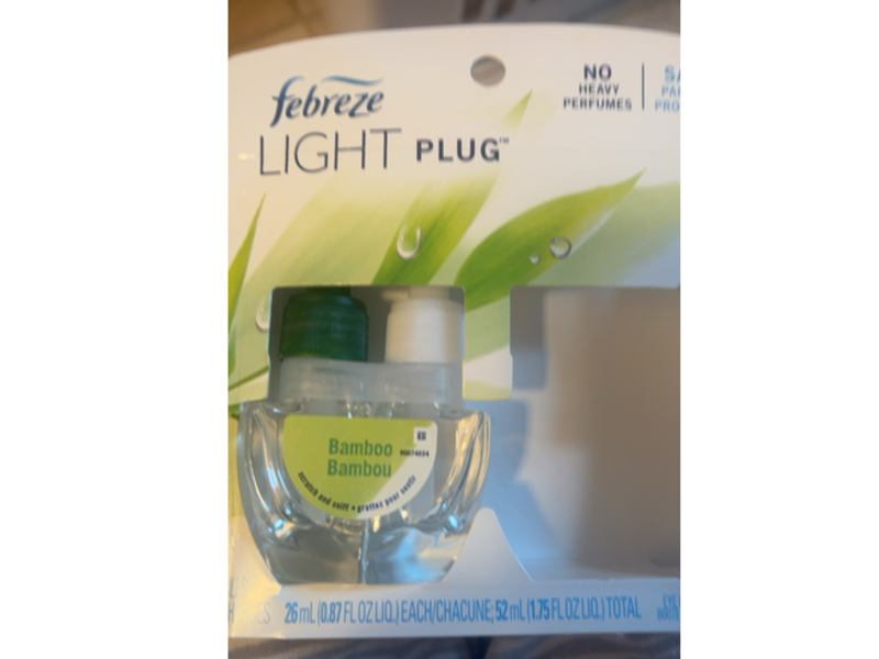 Febreze Light Plug Air Freshener, Bamboo, 0.87 fl oz/26 mL, Pack Of 2
