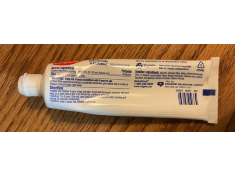 Colgate Toothpaste, Brisk Mint, 4 oz/113 g