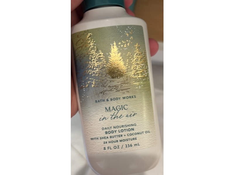 Bath & Body Works Daily Nourishing Body Lotion, Magic In The Air, 8 fl oz/236 mL