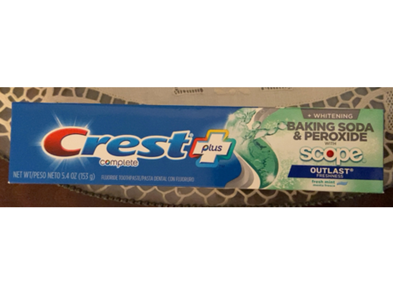 Crest Complete Plus Whitening Baking Soda & Peroxide + Scope Toothpaste, Fresh Mint, 5.4 oz/153 g
