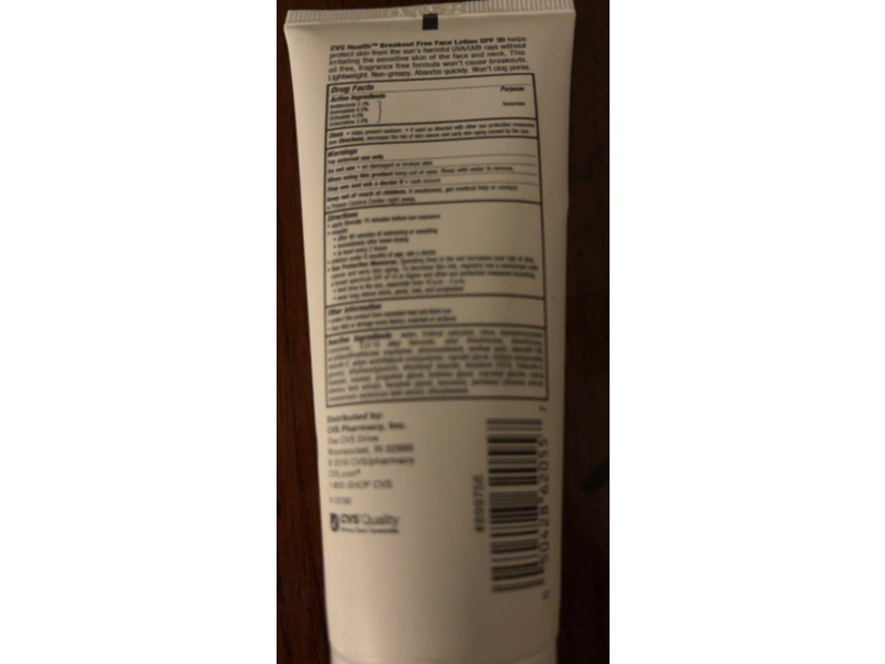 CVS Health Break Out Free Face Sunscreen Lotion, SPF 30, 3.0 fl oz/88 mL