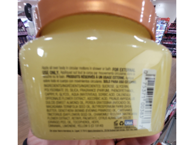 Tree Hut Dewy Daisy Shea Sugar Scrub, Calendula + Chamomile Shea Butter, 18 fl oz/510 g