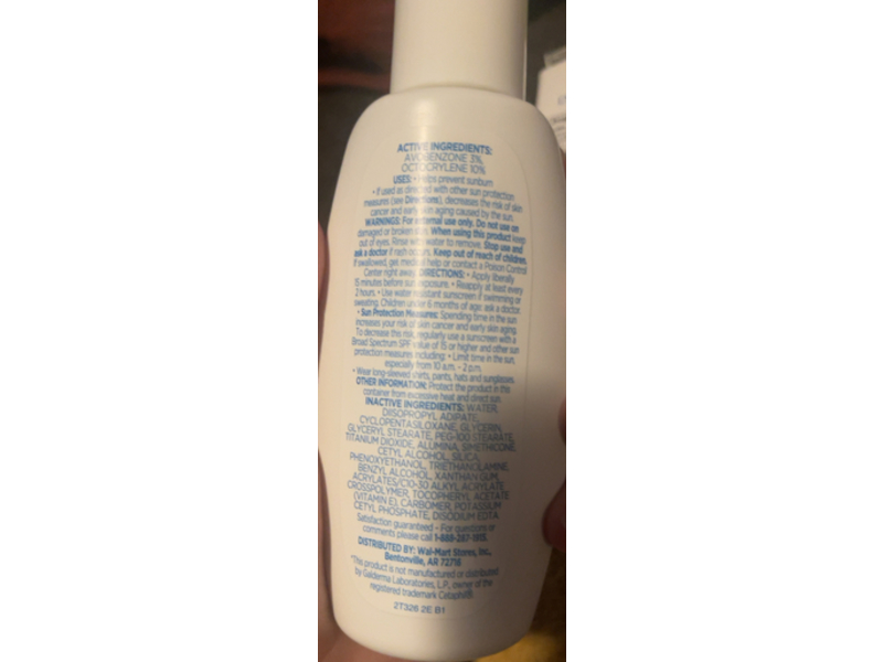 Equate Beauty Daily Facial Moisturizer, SPF 15, 4 fl oz/118 mL