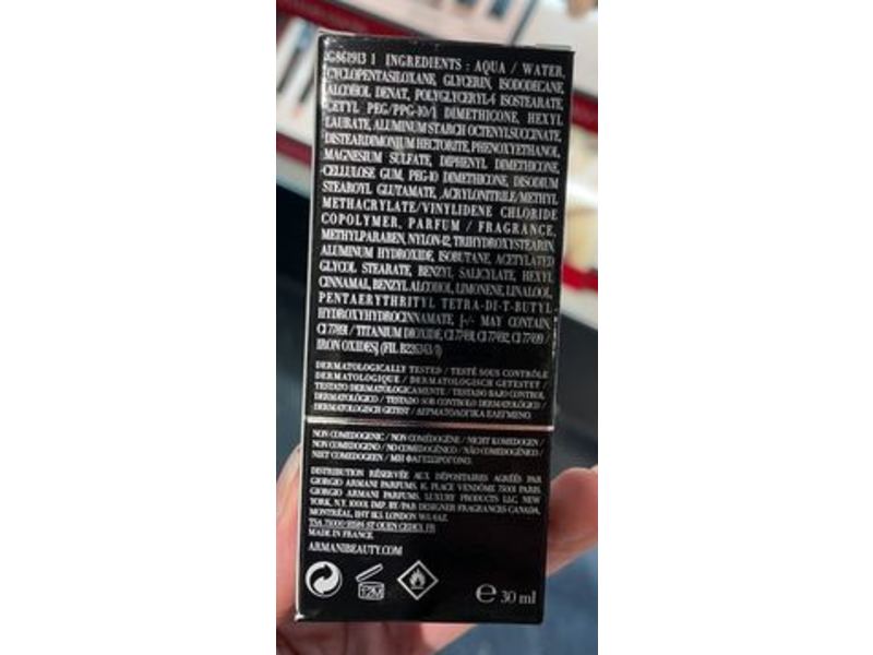 Giorgio Armani Luminous Silk Perfect Glow Flawless Foundation, 5.2 Light To Medium Peach, 1 fl oz/30 mL