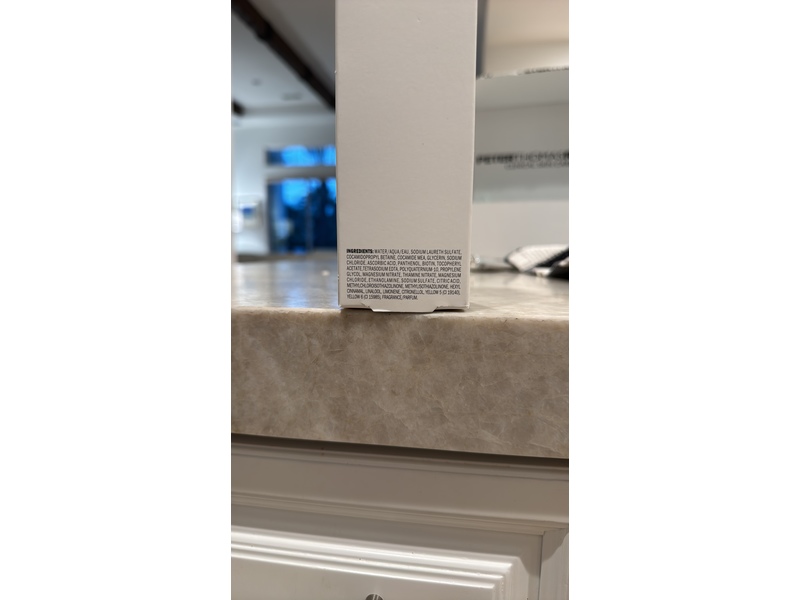 Peter Thomas Roth Mega-Rich Nourishing Shampoo, Biotin B-7, 8 fl oz/235 mL