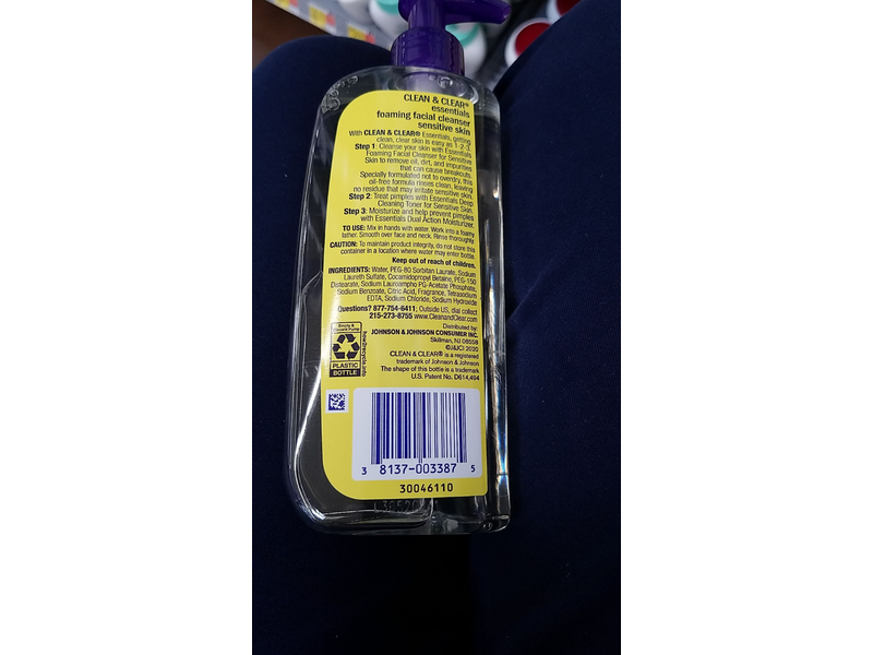 Clean & Clear Essential Foaming Facial Cleanser, 8 oz / 240 ml