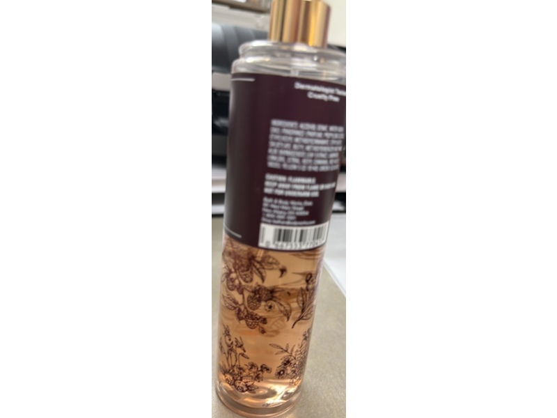 Bath & Body Works Fine Fragrance Mist, Frosted Cranberry, 8 fl oz/236 mL