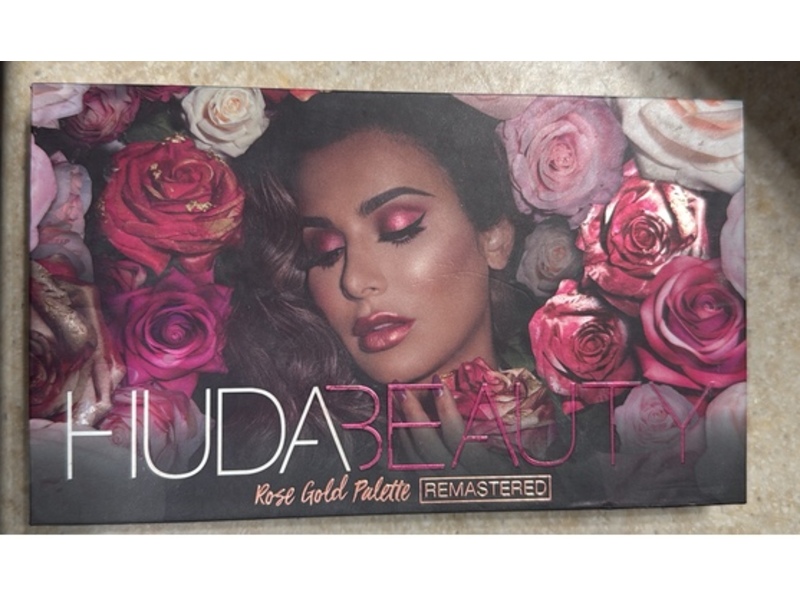 Huda Beauty Rose Gold Eyeshadow Palette Remastered, 0.59 oz