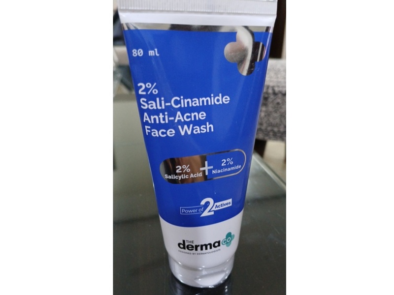 The Derma Co Sali-Cinamide Anti-Acne Face Wash, 80 mL