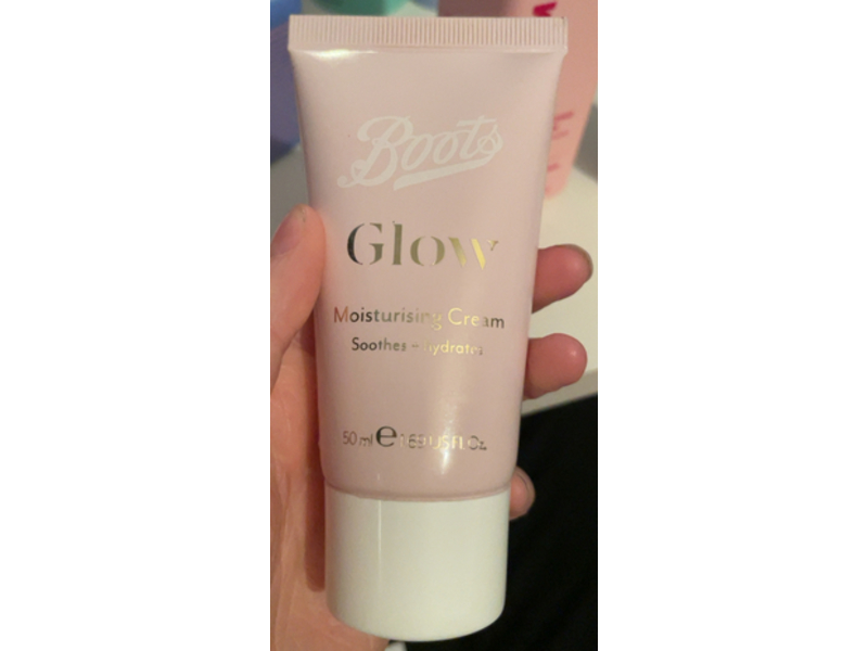 Boots Glow Moisturizing Cream, 1.69 fl oz/50 mL