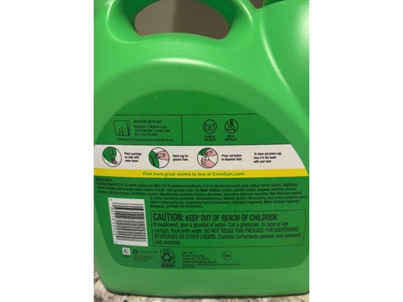 Gain Plus Odor Defense + Oxi Detergent, Waterfall Delight Airy Florals & Fresh, 129 Loads, 170 fl oz/5.02 L