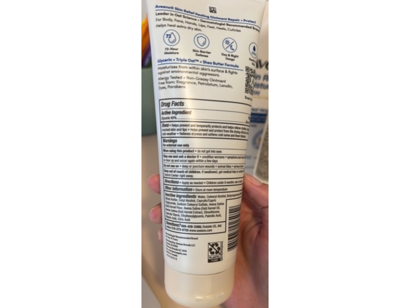 Aveeno Skin Relief Healing Ointment, Triple Oat + Shea Butter, 7.2 oz/204 g