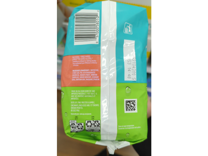 Pampers Multi-Use Body Face & Mess, Refreshing Rain, 168 Counts