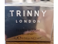 Trinny London Flush Blush Blusher, Schmoogie, 0.14 oz/4 g - thumbnail 2