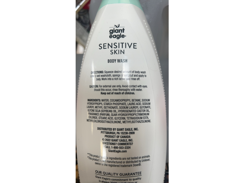 Giant Eagle Sensitive Skin Body Wash, 22 fl oz/650 mL